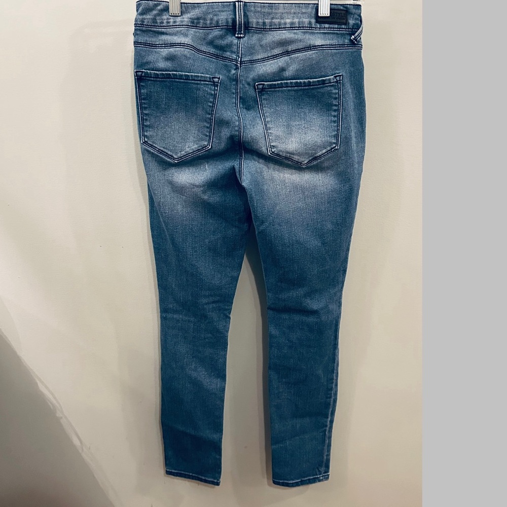Sound/Style Women's Stretch Distressed Blue Jeans Size 6 - Picture 5 of 8